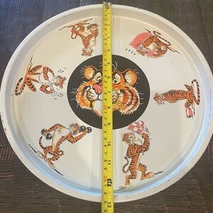 Vintage Esso Tiger Gas advertising 13” round metal tray